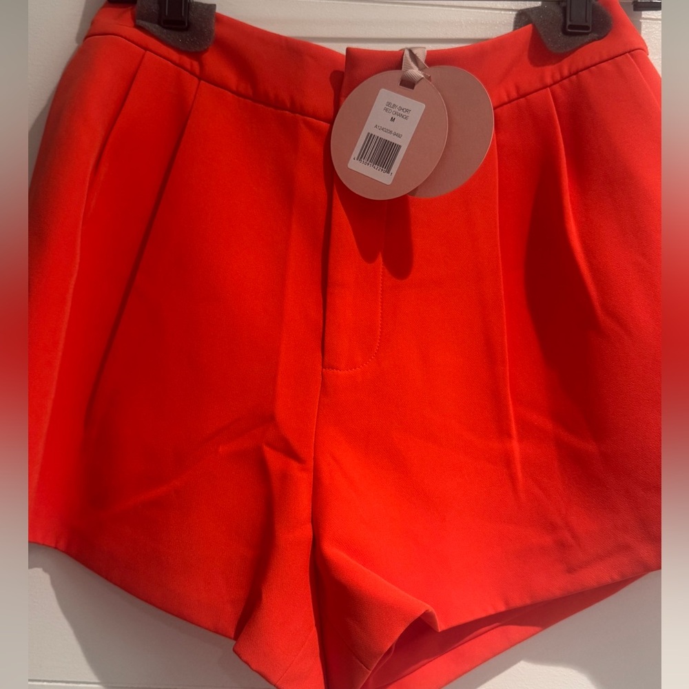 Shop Alexis
